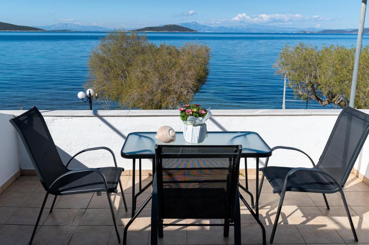 Ο Μόλος Apartman Marmari  Kültér fotó